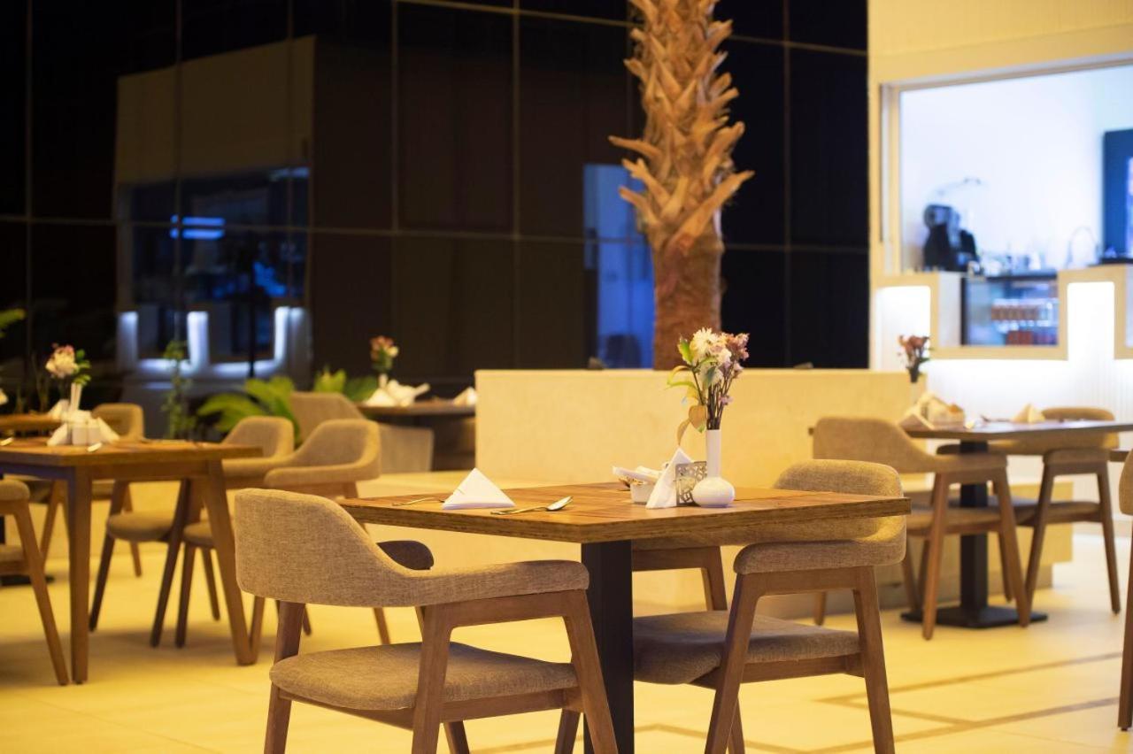 Sarwat Park Hotel Riyadh - Diplomatic Quarter Extérieur photo