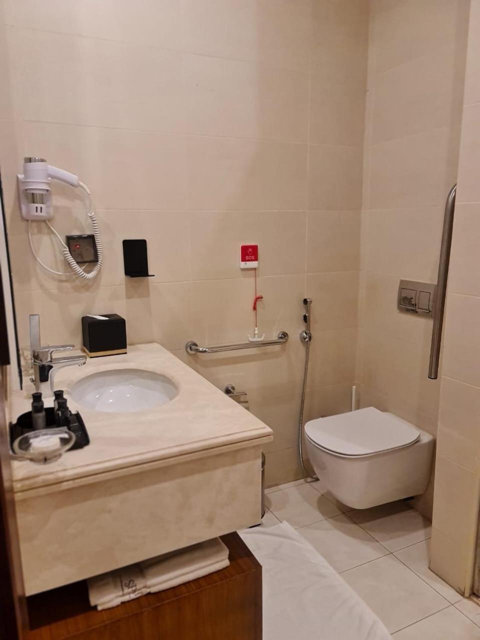 Sarwat Park Hotel Riyadh - Diplomatic Quarter Extérieur photo